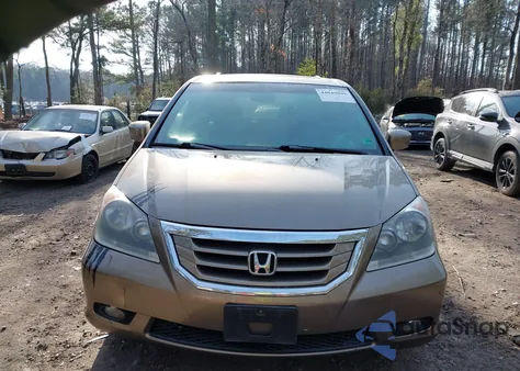 2008 Honda Odyssey Touring z USA, uszkodzony, nr VIN 5FNRL38888B067355